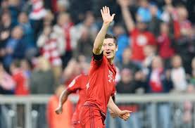 In 2013, lewandowski signed a sponsorship deal with nike. Robert Lewandowski Scores 5 Goals In 9 Minutes Stuns The World With Fastest Hat Trick In Bundesliga