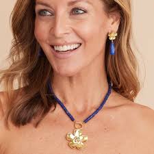 ADDISON WEEKS (@addisonweeks) • Instagram photos and videos