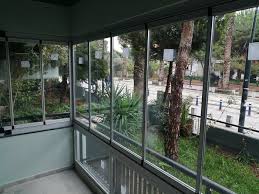 Balkonu camla kapatma fikri neredeyse herkesin kafasının bir köşesinde vardır. Cam Balkon Izmir M 350 Tl Izmir Cam Balkon Fiyatlari Ve Firmalari