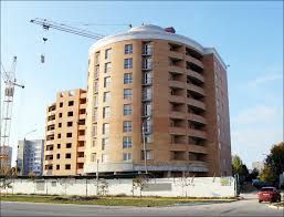 Im südosten der ukraine blockieren menschen eine straße, die zum kernkraftwerk der stadt enerhodar führt. Energodar City Ukraine Guide