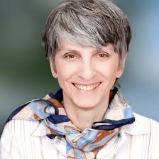 Christine Riederer's Instagram, Twitter & Facebook