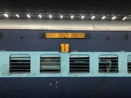 12471 Swaraj Express Pt Dahod To New Delhi Nr Northern