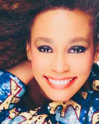 Whitney covers Vogue 💜