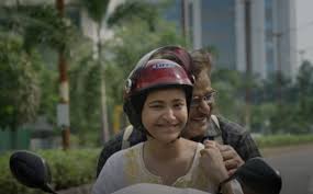 13 nisan 2021 salı günüdür. Shweta Basu Prasad Plays A Doting Daughter To Raghubir Yadav In Slice Of Life Drama Jamun Top Lead India