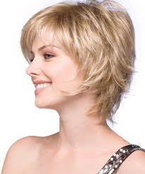 Short haircuts for fine hair and round faces; 21 Feathered Layered Short Hairstyles