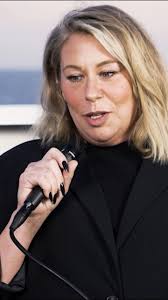 Raymond caught up with Ezekiel Miller, the First Filipino Rapper Signed To  Shady/Aftermath.They talked all things music, influences, and family  support. Check out the full interview