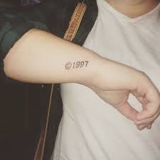 Wrist Birth Year Tattoo Designs Heyitshayliealexandra Shape Tattoo Tattoos Small Tattoos