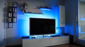 So habe ich eine tv wand (b 190 x h 195 x t 13 ) mit led hintergrundbeleuchtung gebaut. Samsung Ue55c8780 3d Tv Mit Hintergrundbeleuchtung Youtube