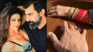 She was crowned femina miss india international in 1993. Virasat Actress Pooja Batra Secretly Gets Married Details Here Newsbytes