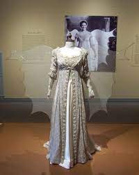Fashion Show Stage Wedding Dresses 46 Ideas Dresses Fashion Vintage Outfits
