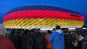Erstmals wird ein spiel in deutschland nur von einem bezahlsender gezeigt. Corona Plan Fur Stadien Bei Fussball Em 2021 Wackelt
