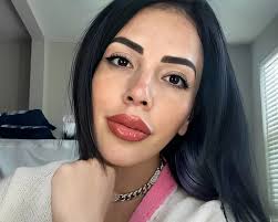 🚨🔥90 Day Fiance Star Jasmine Pineda, has a new haircut. She cut her long,  dark hair into a short, stylish bob‼️ #fblifestyle ✍️👒..Fans believe her  new look marks a fresh start for