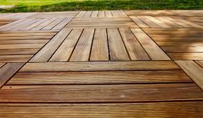 Parquet e pavimentazioni per esterno. Pavimenti Legno Esterno Parquet Esterno