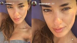Melis sezen'in dekolteli pozları ortalığı yıktı geçti! Seda Sayan In Makyajsiz Hali Sasirtti