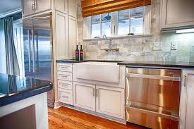 why under cabinet kitchen lighting is a