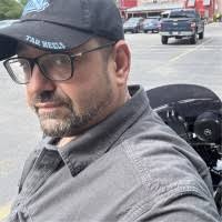 Frank Hetrick's Instagram, Twitter & Facebook