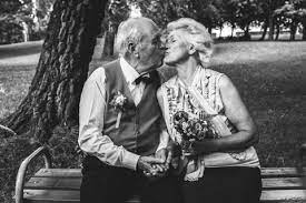 Kein anschluss ohne abschluss (kaoa) „kein. Eiserne Hochzeit Bedeutung Geschenkideen Und Spruche Brigitte De