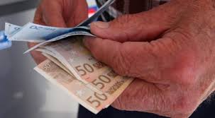 Δείτε τις ημερομηνίες για την καταβολή συντάξεων σεπτεμβρίου 2019. Pote 8a Plhrw8oyn Oi Synta3eis Septembrioy Hmeromhnies Aftodioikisi Gr