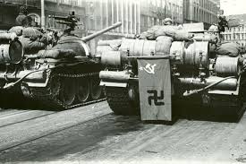 Флаг Украины развернули в день Бархатной революции в Праге - Цензор.НЕТ 1550