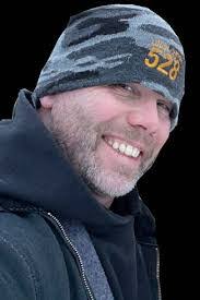 Robert Dulak's Instagram, Twitter & Facebook