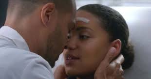 Grey's Anatomy' Season 16 Episode 3 Review: Awkward encounters, surgical  complications and a steamy kiss!