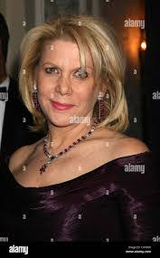 Francine Vasquez's Instagram, Twitter & Facebook