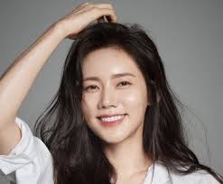 秋瓷炫 / qiu ci xuan. Choo Ja Hyun Returns To The Small Screen With The New Series Green Mothers Club Zapzee Koreanbhai