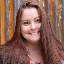 Emily Miles's Instagram, Twitter & Facebook