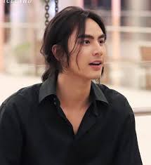 Ice Spice recently starred in the film Highest 2 Lowest, alongside Denzel  Washington. The rapper starred as the character Marisol Cepeda. Catch the  full story below 👇🔗