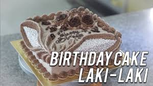 Kue ulang tahun yang biasa dijual di toko roti pada kebanyakan teknik menghias kue ulang tahun tingkat tinggi membutuhkan banyak sekali peralatan yang tentu saja memang diperuntukkan untuk menghias kue. Menghias Kue Ulang Tahun Laki Laki Tukang Dekor Cake Youtube