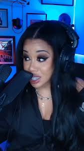 Amanda, Wake Up! Your TikTok Career Is On The Line!