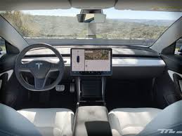 Scour the cabin and the only physical buttons you'll find are two unmarked scroll wheels on the steering wheel (left blank so tesla can change their functions if needs be via software updates), buttons for the electric. El Tesla Model 3 Esta Disponible Con Interior Vegano Maridar Lujo Y Sostenibilidad Ya Es Una Tendencia