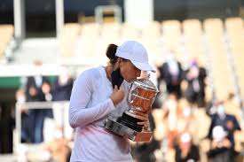 C'est seulement ensuite qu'elle a. Swiatek Soars To Historic Maiden Slam Roland Garros The 2021 Roland Garros Tournament Official Site