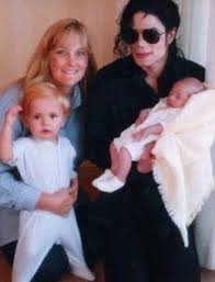 Michael Jackson Pictures At Fanpix Net Michael Jackson Jackson Family Michael Jackson Pics