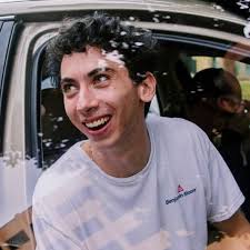 Eduard Lorincz and Diona Miral's Wedding Website