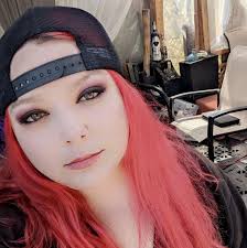 What can I do with leftover Alfredo sauce besides using it with pasta?