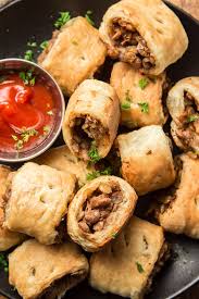 The most common vegan sausage roll material is ceramic. Vegan Sausage Rolls Connoisseurus Veg