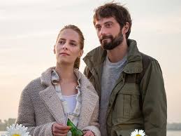 Cinemativu, l'amore non divorzia mai (usa 2015) questa sera, in prime time su raiuno andrà in onda il film l'amore non divorzia mai, diretto da neill fearnley, con jill wagner e colin egglesfield.titolo originale autumn dreams, la commedia è stata scritta da da laurie stevens e prodotta per la reunion pictures da holly redford. Inga Lindstrom L Amore Non Muore Mai Trailer Trama E Cast Del Film