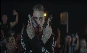 Gonzalo julián conde (born 29 august 1998), better known artistically as bizarrap, is an argentine record producer and dj from ramos mejía, argentina.he specializes in genres like trap, latin trap and rap. Desde La Carcel El Trapero Zaramay Estreno Su Video Clip