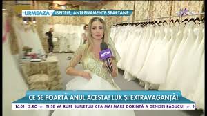 Adidași super popular pantofi cei mai buni europa concept nou noi speciale la preț mic inchirieri rochii de mireasa timisoara ieftine. Cele Mai Spectaculoase Rochii De MireasÄƒ Youtube