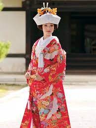 和婚 おしゃれまとめの人気アイデア pinterest harukalala 花嫁衣装 色打掛 花嫁 色打掛 結婚式 振袖 髪型