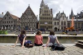 How to use gent in a sentence. Warum Gent Visit Gent