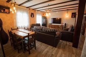9 personnes animaux de compagnie acceptés séjour minimal à partir. Casa Rural Palacito De La Rubia Casa Rural En Chinchon Madrid