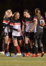 Thorns teammates lindsey horan (left) and christine sinclair were born on opposite sides of the 49th parallel, and will be on opposing teams when the us and canada face off in the olympic soccer semifinal sunday night/monday morning. Mccall Zerboni 77 Meleana Shim 6 Christine Sinclair 12 And Tobin Heath 17 Portland Thorns Are Pumped Up After Scoring Portland Thorns Pump Up Heath