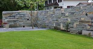 Welche pflanzen eignen sich als sichtschutz im garten? 16 Sichtschutz Garten Stein Modern Garden Modern Garden Design Garden Stones
