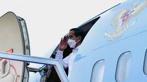 Berita bisnis liputan6.com menyajikan kabar berita terkini dunia bisnis dan investasi, ekonomi, pasar modal hingga perbankan indonesia Jokowi Resmikan Bandara Toraja Dari Makassar Ke Tana Toraja Kini Cukup 50 Menit