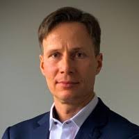 3000+ profilů „Krawiec“