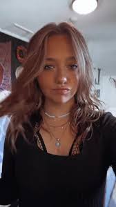 Avery Shaw (@averyshaw2007)