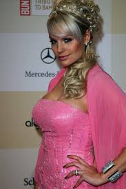 Check out the latest pictures, photos and images of gina lisa lohfink from 2008. Adam Sucht Eva Gina Lisa So Anders Sah Sie Fruher Aus