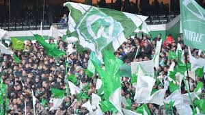 Wird der coole thomas schaaf jetzt wirklich zum retter? Bremen Gladbach Im Tv Bremen Verliert Im Abstiegskrimi Gegen Gladbach News De